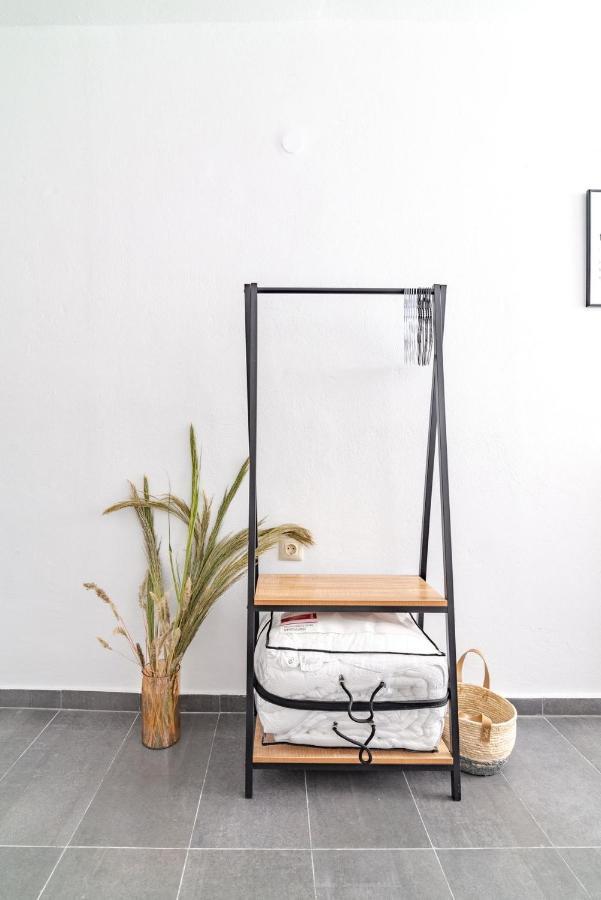 Modern Studio Near Downtown Heraklion  Exterior photo